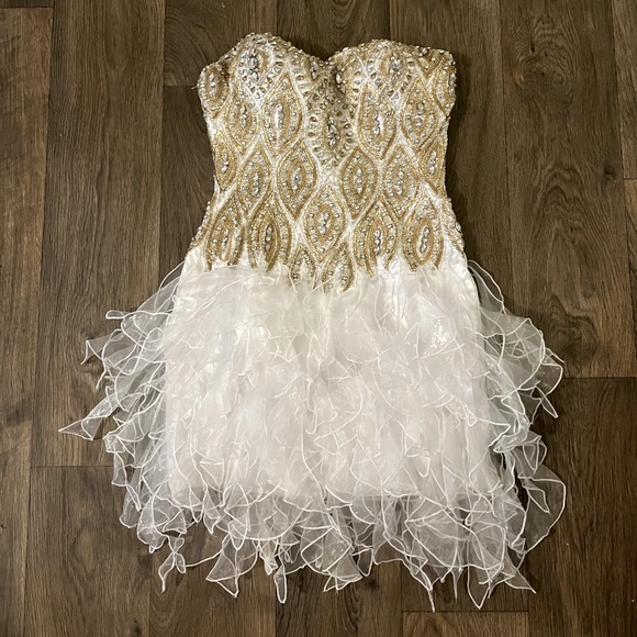 Sherri Hill Dresses & Skirts - Sherri Hill Cocktail Dress